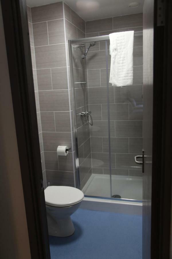 Hotel Liberal House Tamworth Zewnętrze zdjęcie